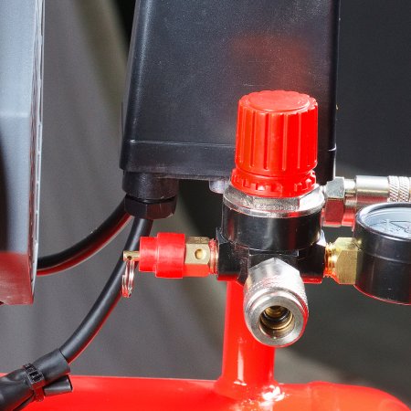 Компрессор безмасляный малошумный FUBAG Свободный Воздух (Free Air) 240/50/2.0 S в Барнауле фото