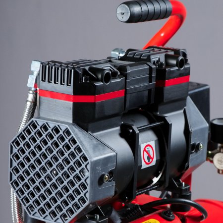 Компрессор безмасляный малошумный FUBAG Свободный Воздух (Free Air) 170/9/1.5 S в Барнауле фото